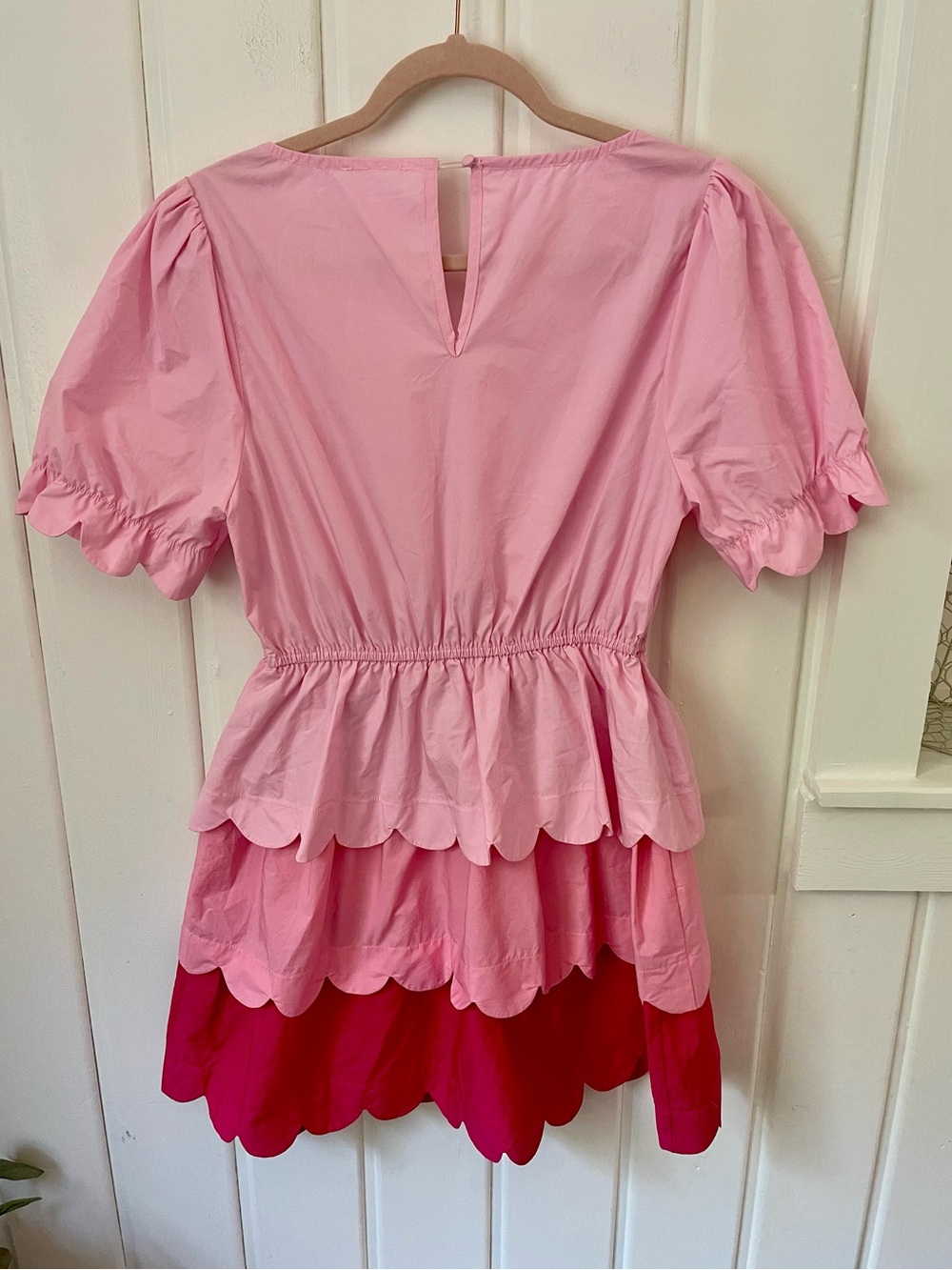 Day + Moon Pink Scalloped Tiered Mini - Picture 2 of 4